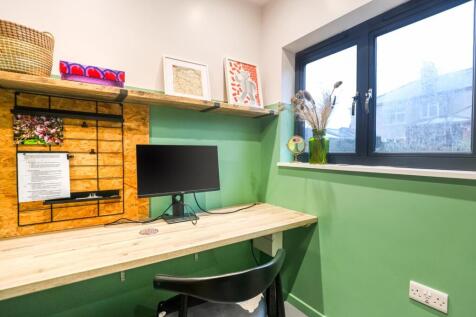 Outdoor Office/Garage