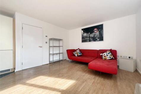Reception/Kitchen