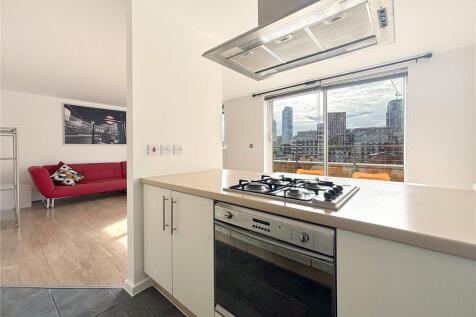 Reception/Kitchen