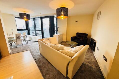 Luxury 2 Bedroom Apartment on the 18th Floor
