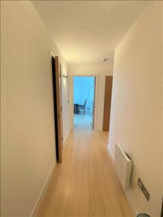 MET1000830D.jpg