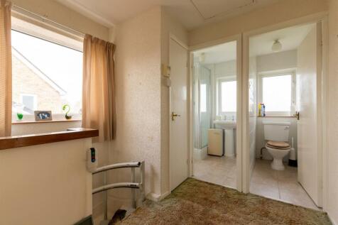68HighfieldDrive-15.jpg