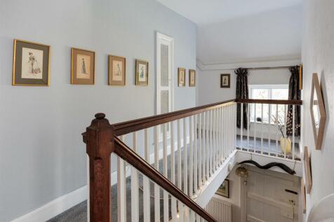 church_bank_house_25.jpg