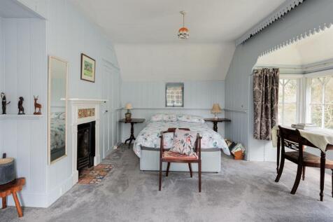 church_bank_house_26.jpg