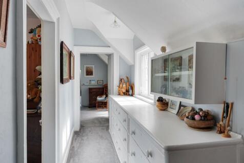 church_bank_house_28.jpg