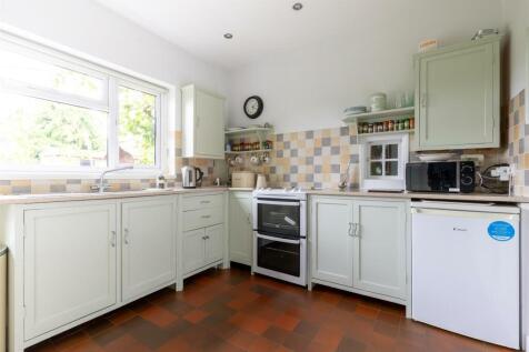 1MoorsfieldAve-5.jpg