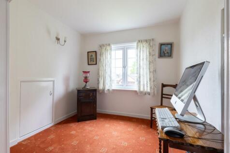 1MoorsfieldAve-19.jpg