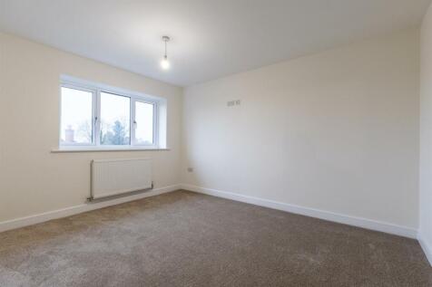207ACreweRoad-13.jpg