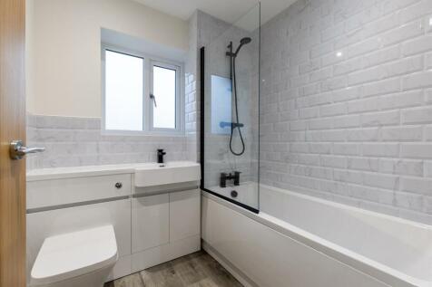 207ACreweRoad-15.jpg
