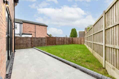 207ACreweRoad-10.jpg