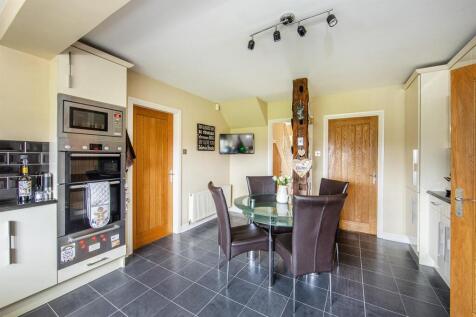 Kitchen 07.jpg