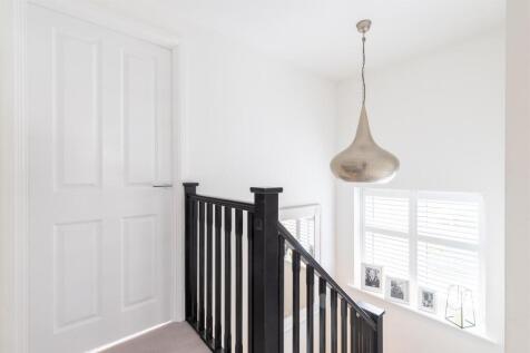 22HazelWay-14.jpg