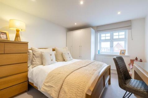 22HazelWay-23.jpg