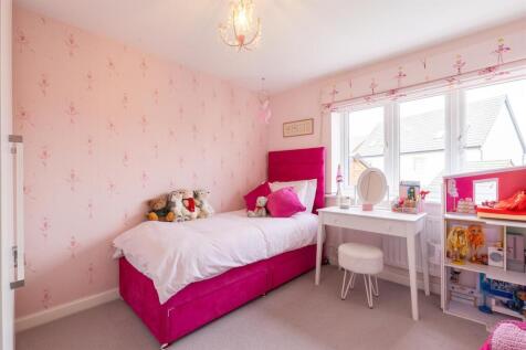 22HazelWay-20.jpg
