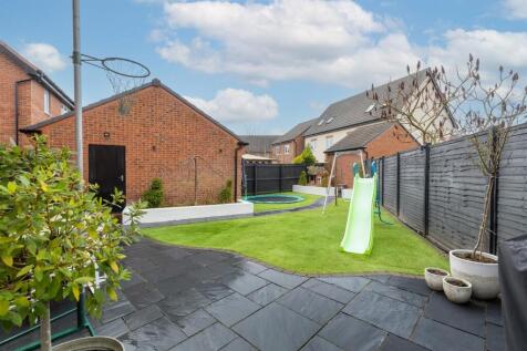 22HazelWay-29.jpg