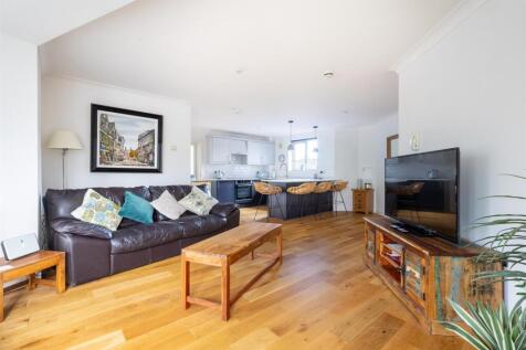 30TaylorDrive-8.jpg