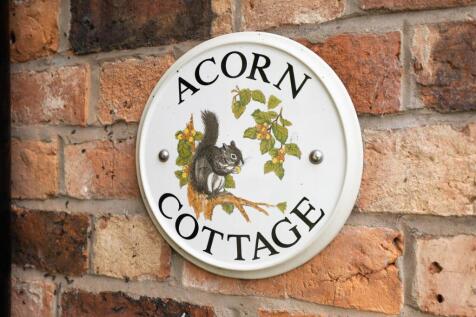 AcornCottage-8.jpg