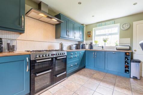 8ChestertonWay-5.jpg