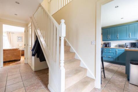 8ChestertonWay-2.jpg