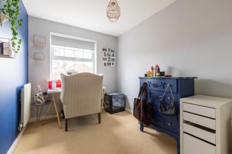 8ChestertonWay-14.jpg