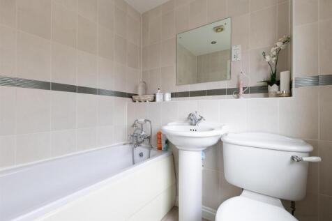 8ChestertonWay-17.jpg