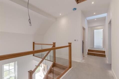 8639739-interior24.jpg