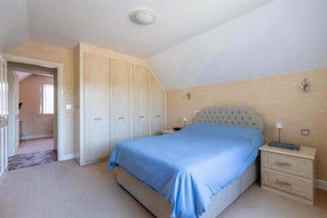 16MoorlandsDrive-16.jpg