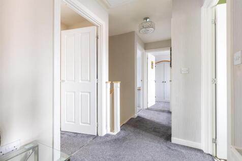18BrydsonCrescent-16.jpg