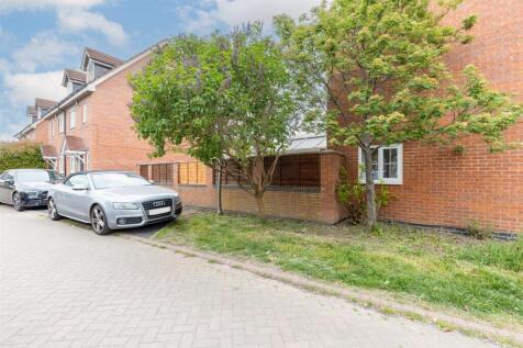 31PickeringWay-19.jpg