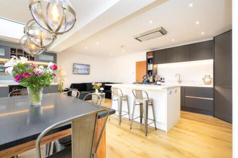 34HowbeckCrescent-9.jpg