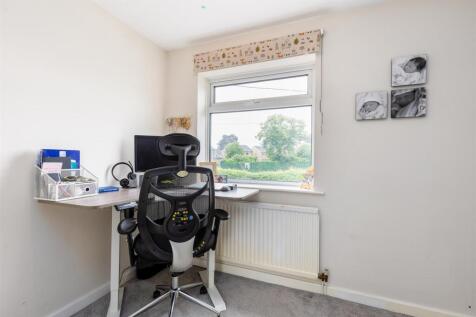 104BirchinLane-9.jpg