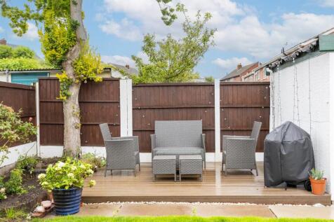 104BirchinLane-4.jpg