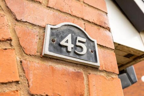 45ByronWalk-3.jpg