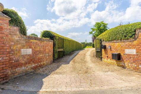CheckleyFarmhouse-4.jpg