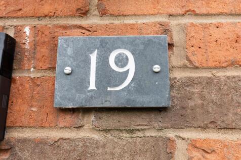 19MarshfernPlace-3.jpg