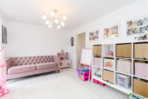 8GainsboroughDrive-15.jpg
