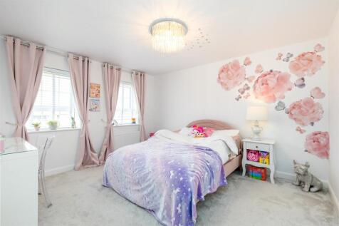 8GainsboroughDrive-25.jpg