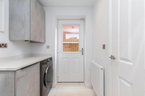 8GainsboroughDrive-18.jpg