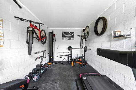 Garage 05.JPG