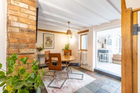 HenCottage-14.jpg