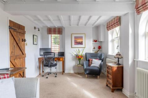 HenCottage-16.jpg
