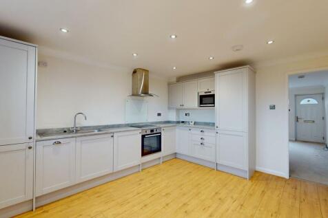 10-Peterhouse-Drive-12142024_101145
