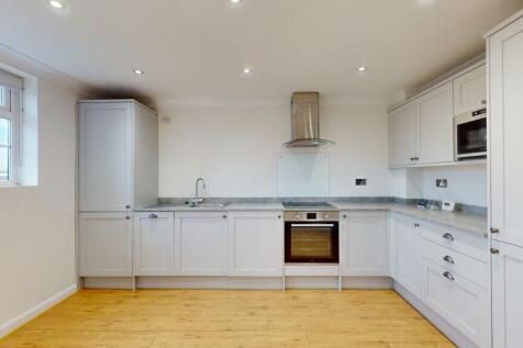 10-Peterhouse-Drive-12142024_101631