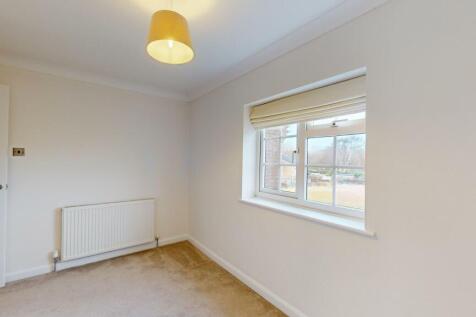 10-Peterhouse-Drive-12092024_204904