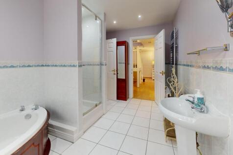 The-Beeches-55a-Curly-Hill-Bathroom