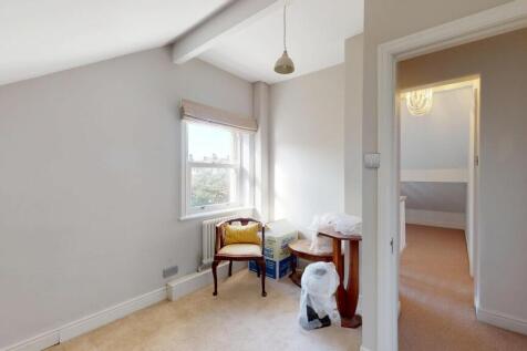 11-St-James-Road-03032025_173837