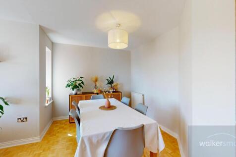 Queens-House-74-Carrisbooke-04142025_123941