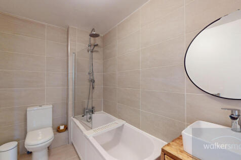 Queens-House-74-Carrisbooke-04142025_124134