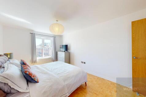 Queens-House-74-Carrisbooke-04152025_171153