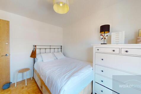 Queens-House-74-Carrisbooke-04152025_171250